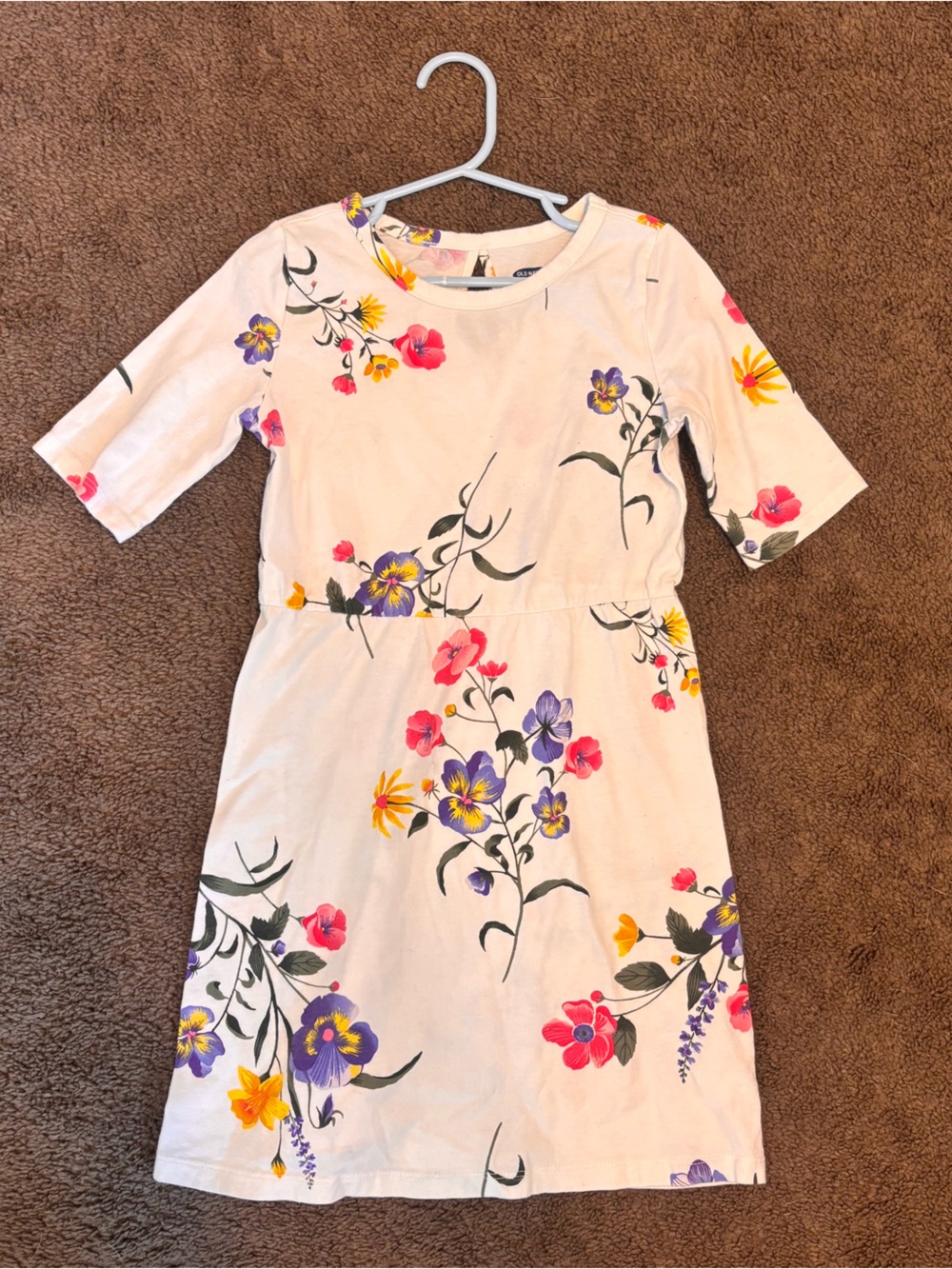 Old Navy White Top with Pink, Purple and Yellow Floral Accents